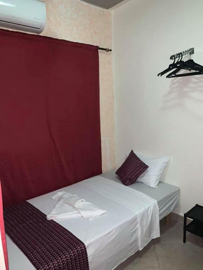 Vlv International Guest House Kololi Eksteriør bilde